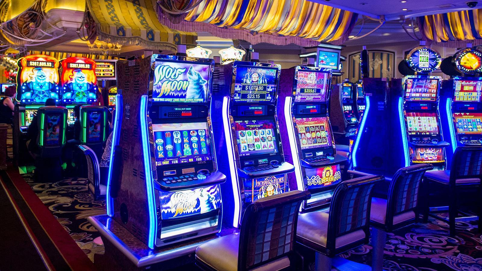 Options of Free Roll Slot Games